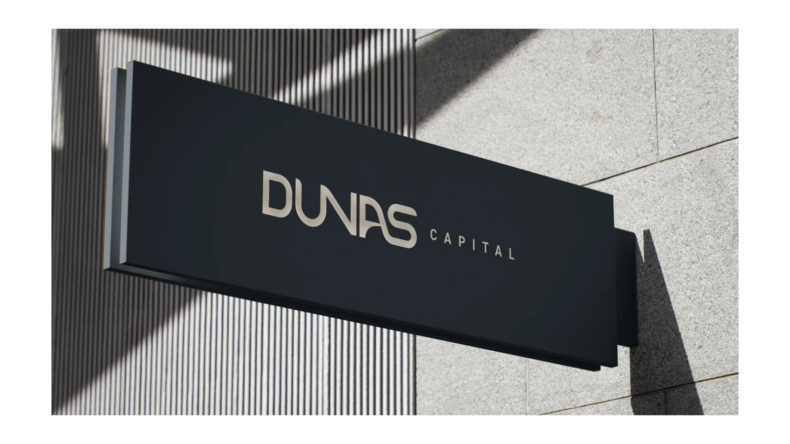 Fachada com o logo da Dunas Capital