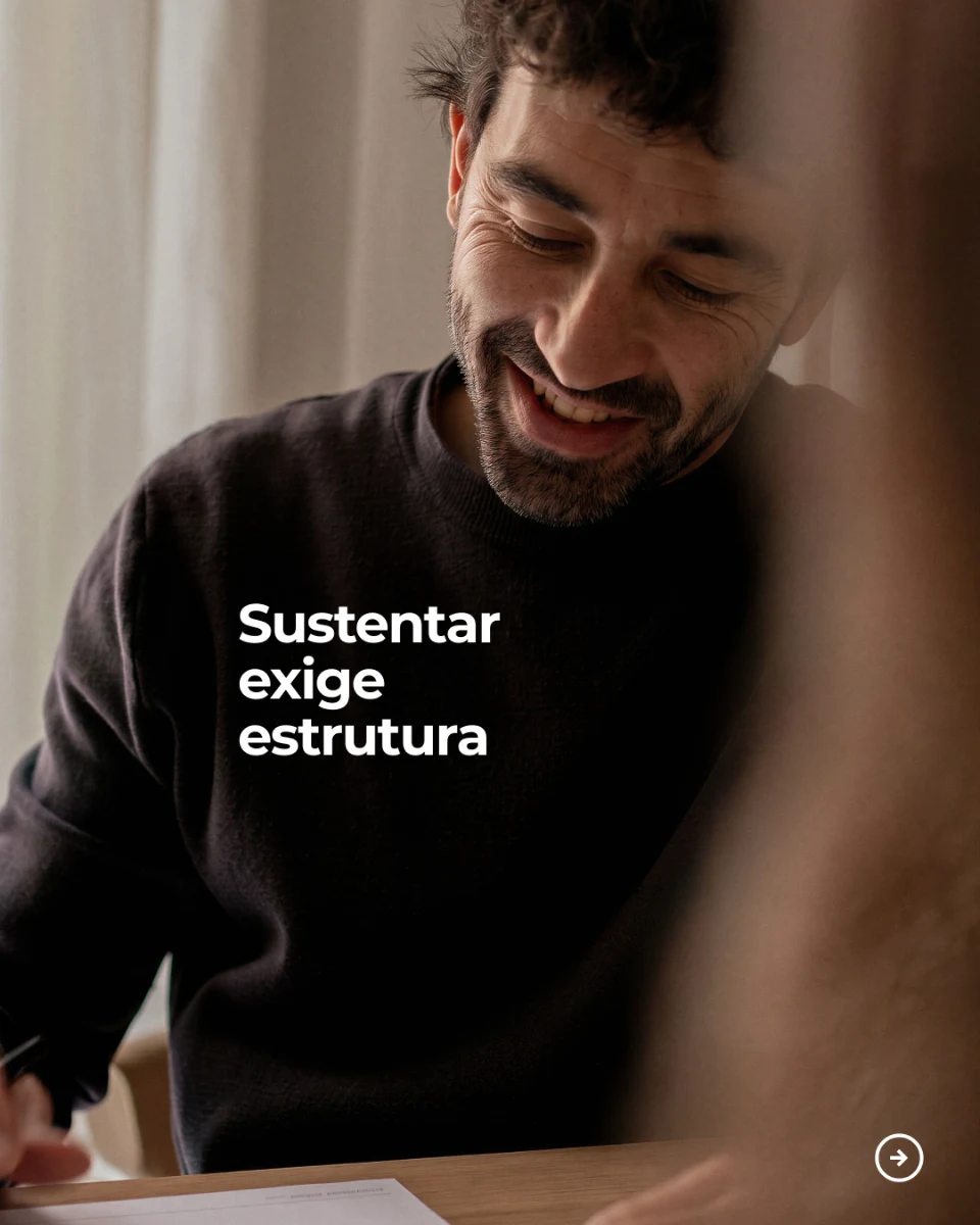 SDAZ post: a smiling man and the line “Sustaining takes structure”