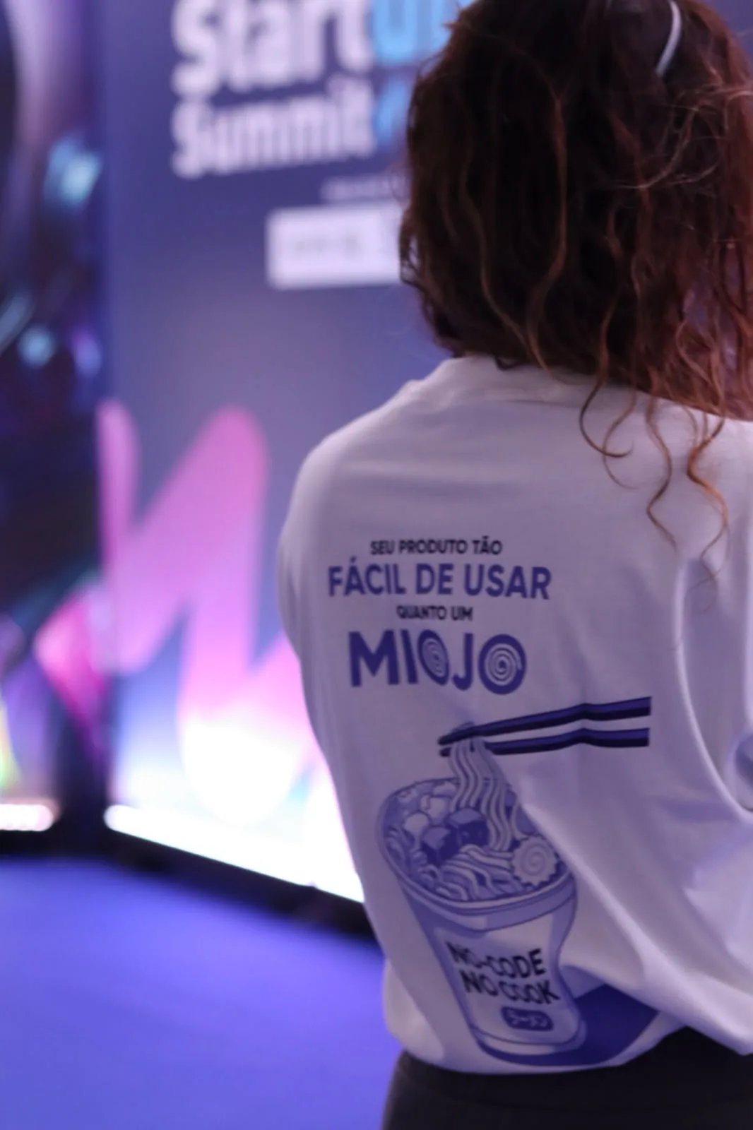 Camiseta da campanha em uso durante o Startup Summit